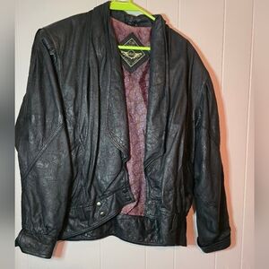 I.O.U. Cuir Classique Vintage Leather Jacket. Womens Small